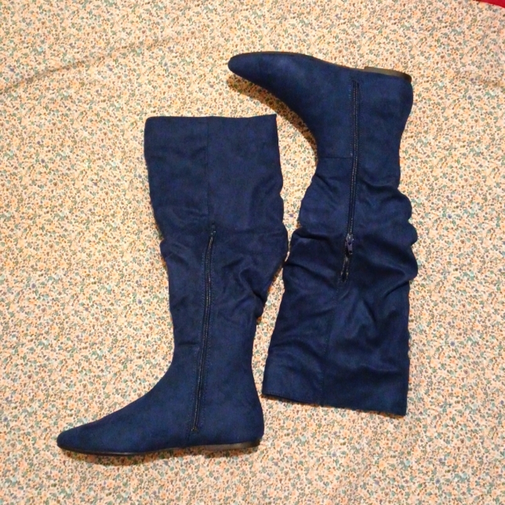 ShoeDazzle Larya Flat Boot 